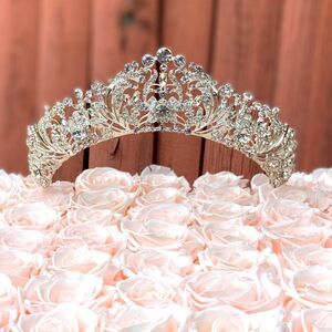 Swarovski Crystal Bridal Tiara Crown Brand New